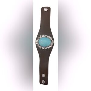 Faux Oval Turquoise Brown Leather Snap Bracelet